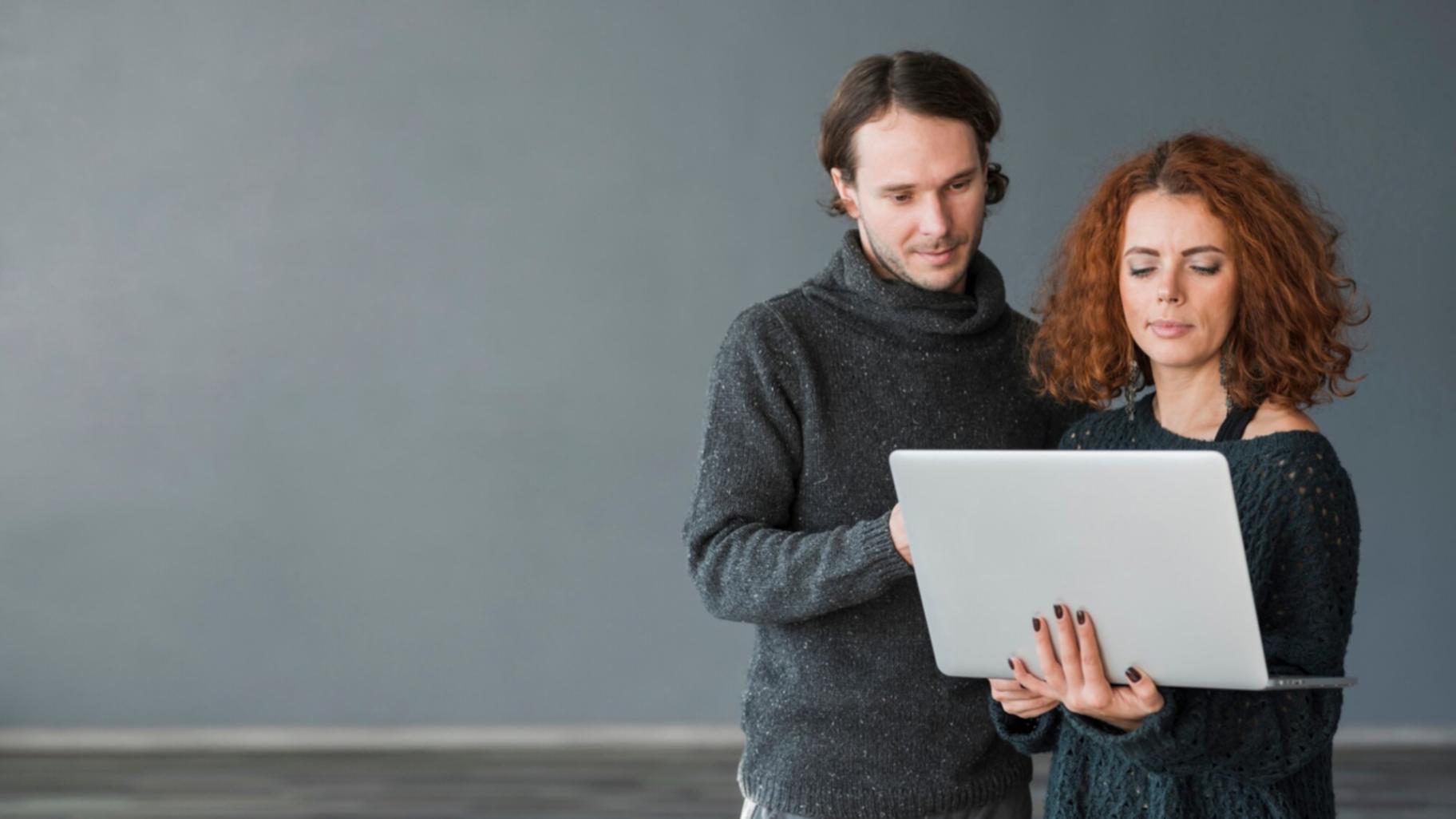 Seasonal financial planning charts and analysis tools